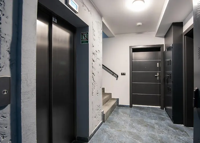 公寓 Baltyckie 9 *